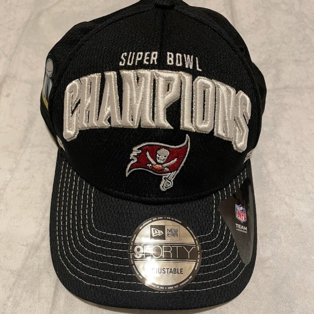 TAMPA BAY BUCCANEERS SUPER BOWL CHAMPIONS SNAPBACK